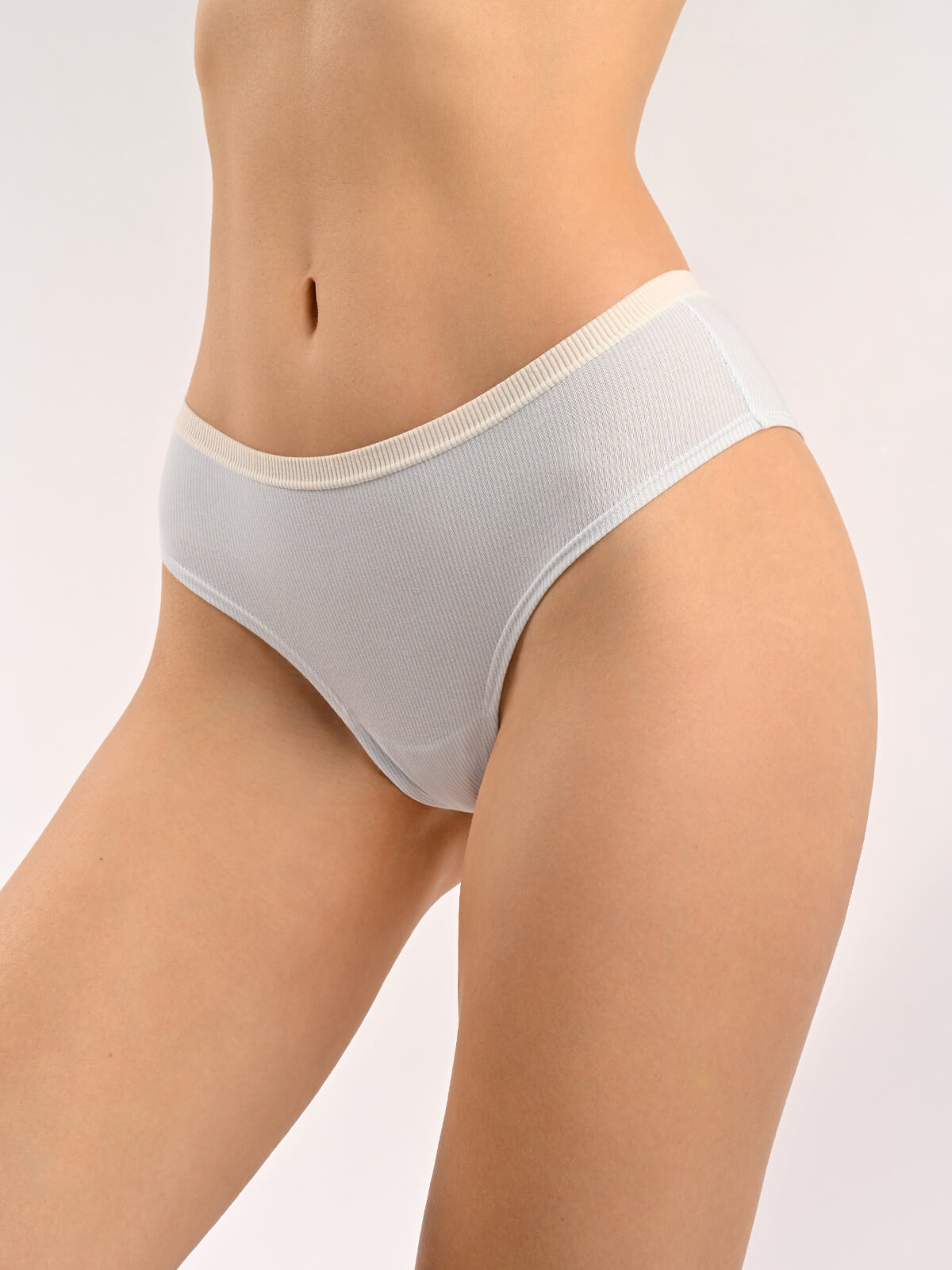 Женские трусы (Арт. 4136LUF)