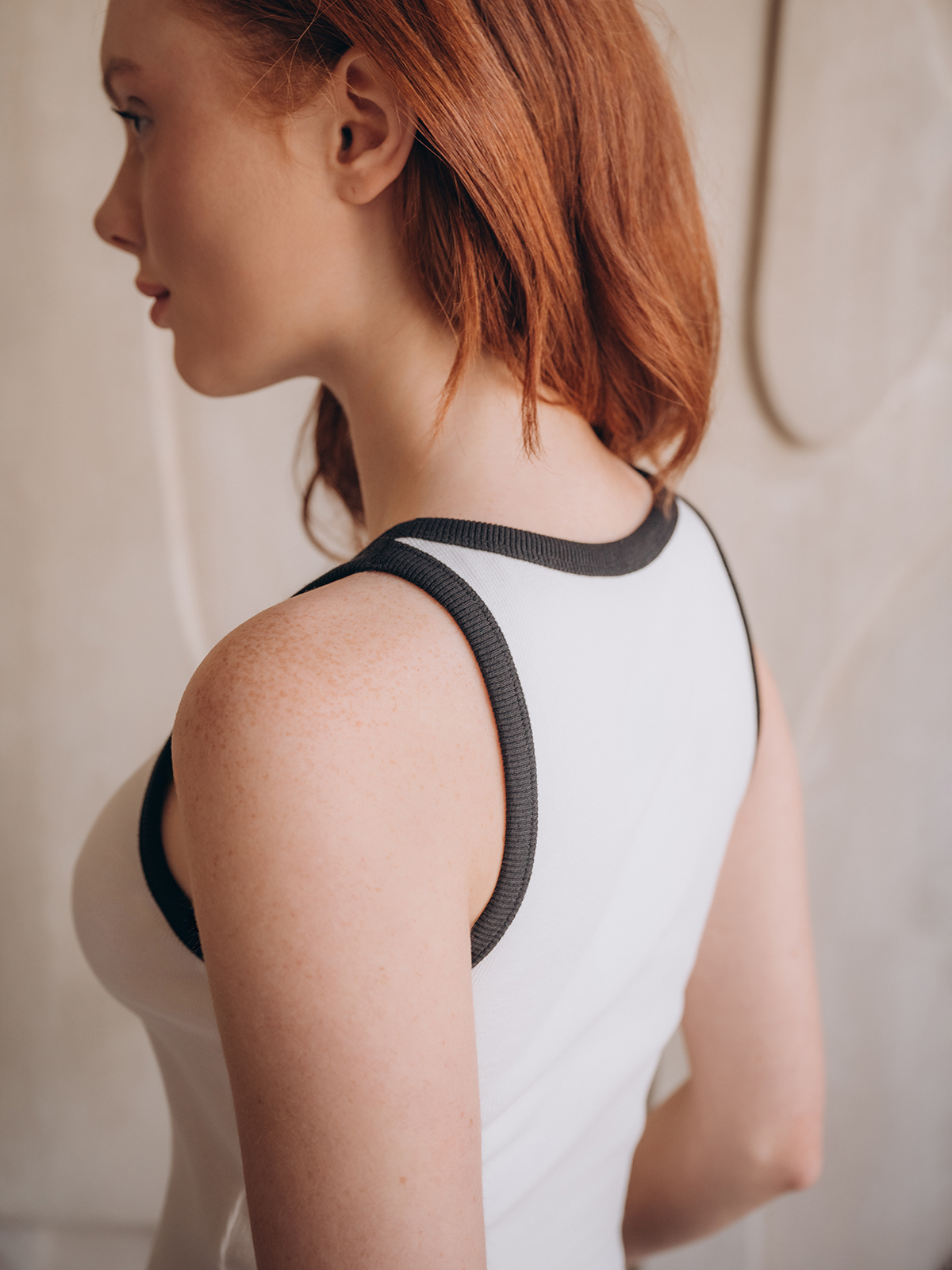 Белый женский топ-майка Indefini (Арт. 5103TDJ)