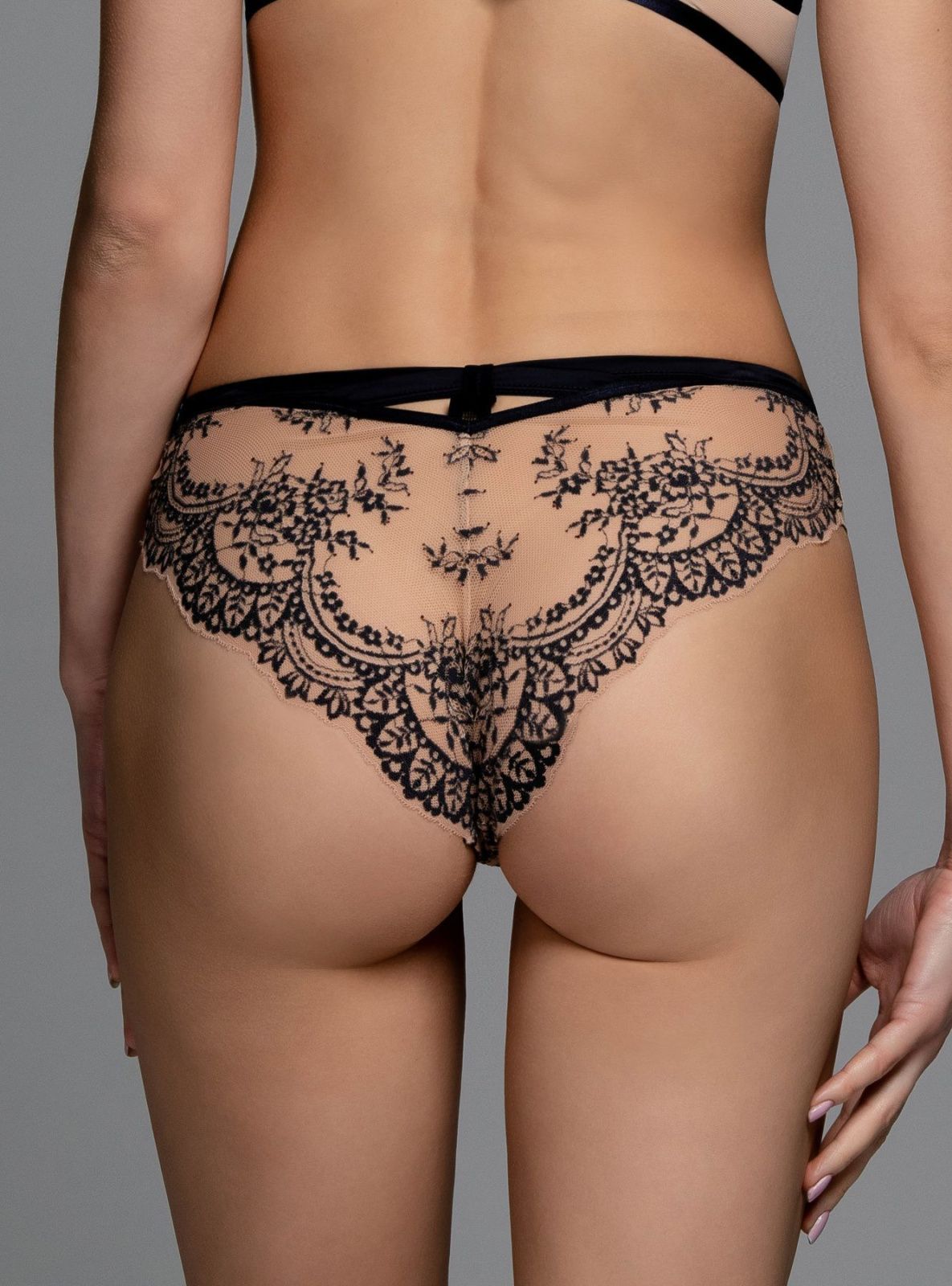 Комплект нижнего белья Indefini (318000-2065WXY)