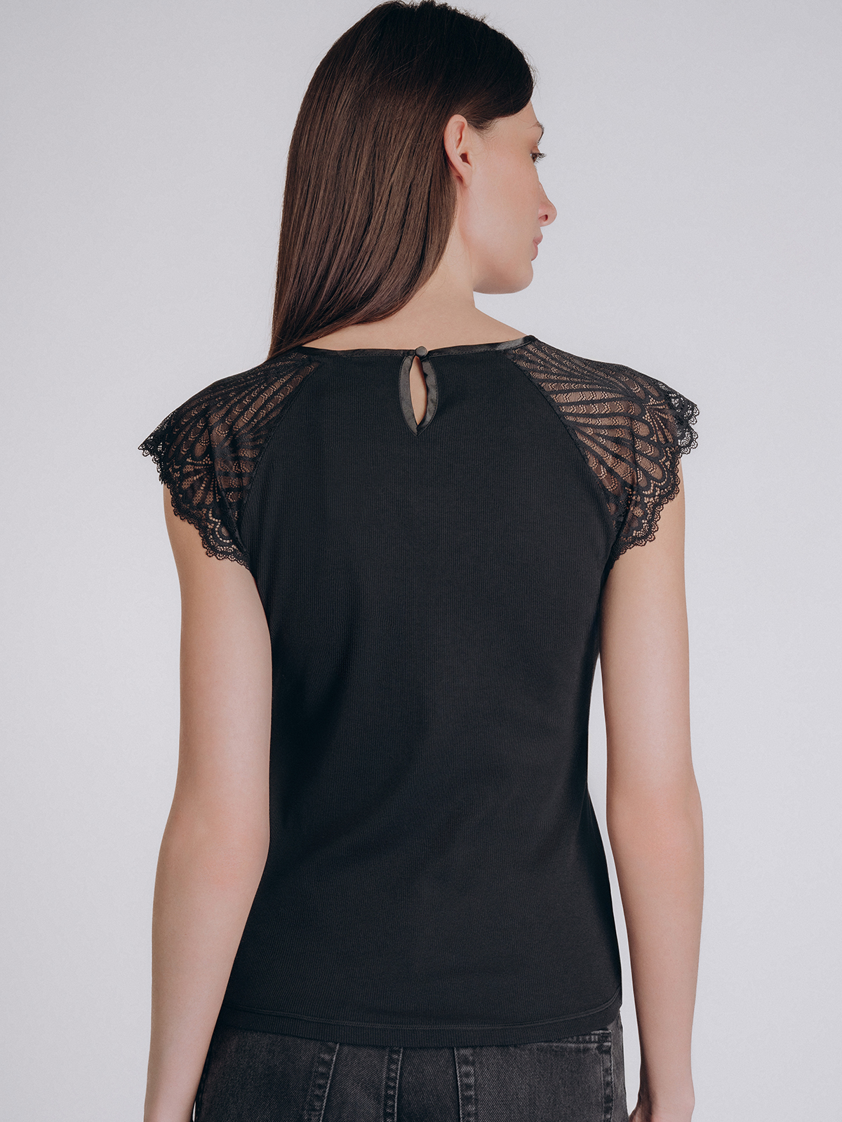 Женская чёрная майка с кружевом (Арт. 5035TDJ)