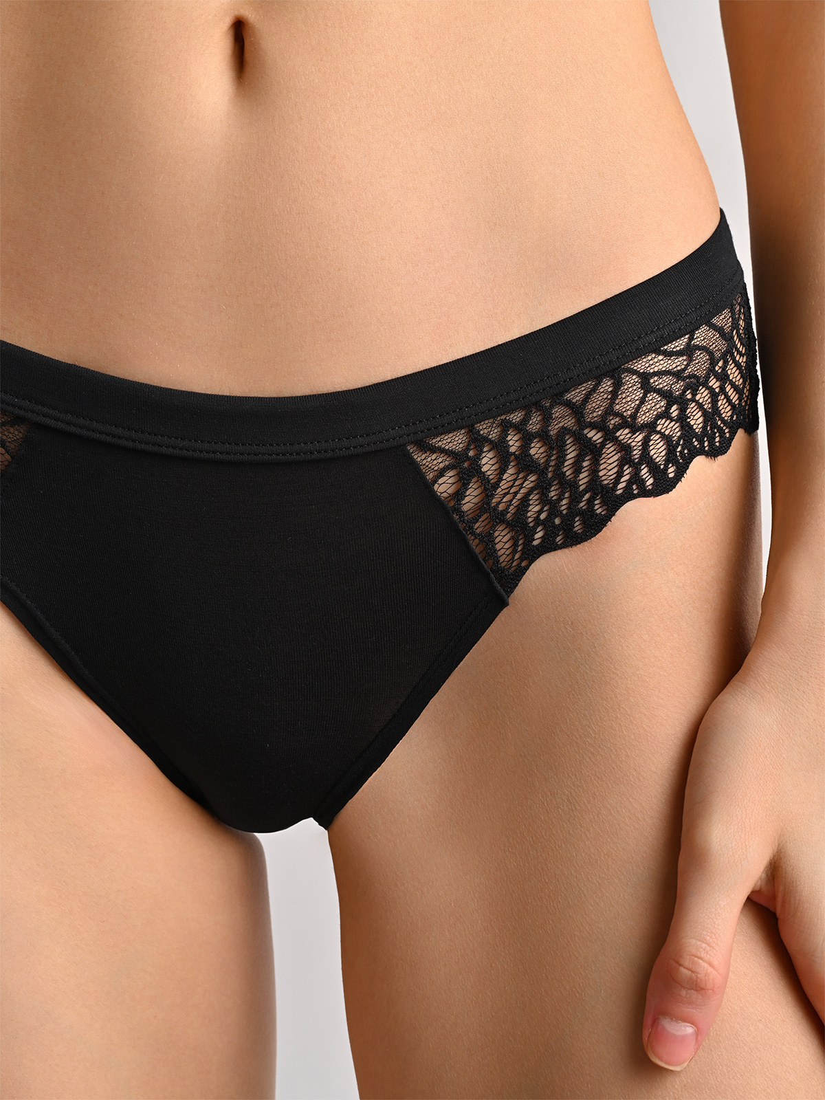 Кружевные трусы бразильяно (Арт. 0362LUS)