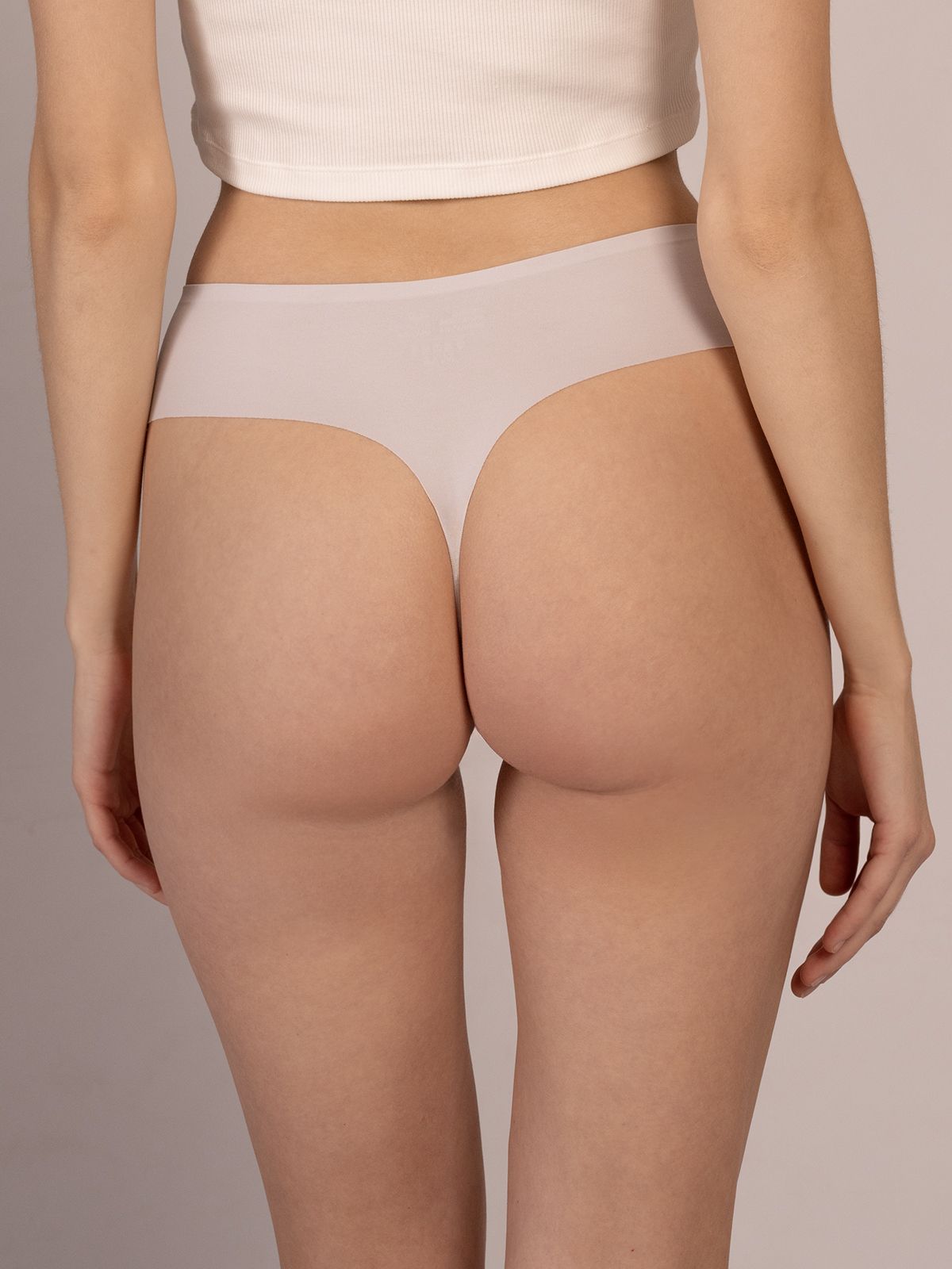 Трусы стринги бесшовные Indefini (Арт. 4195WDV)