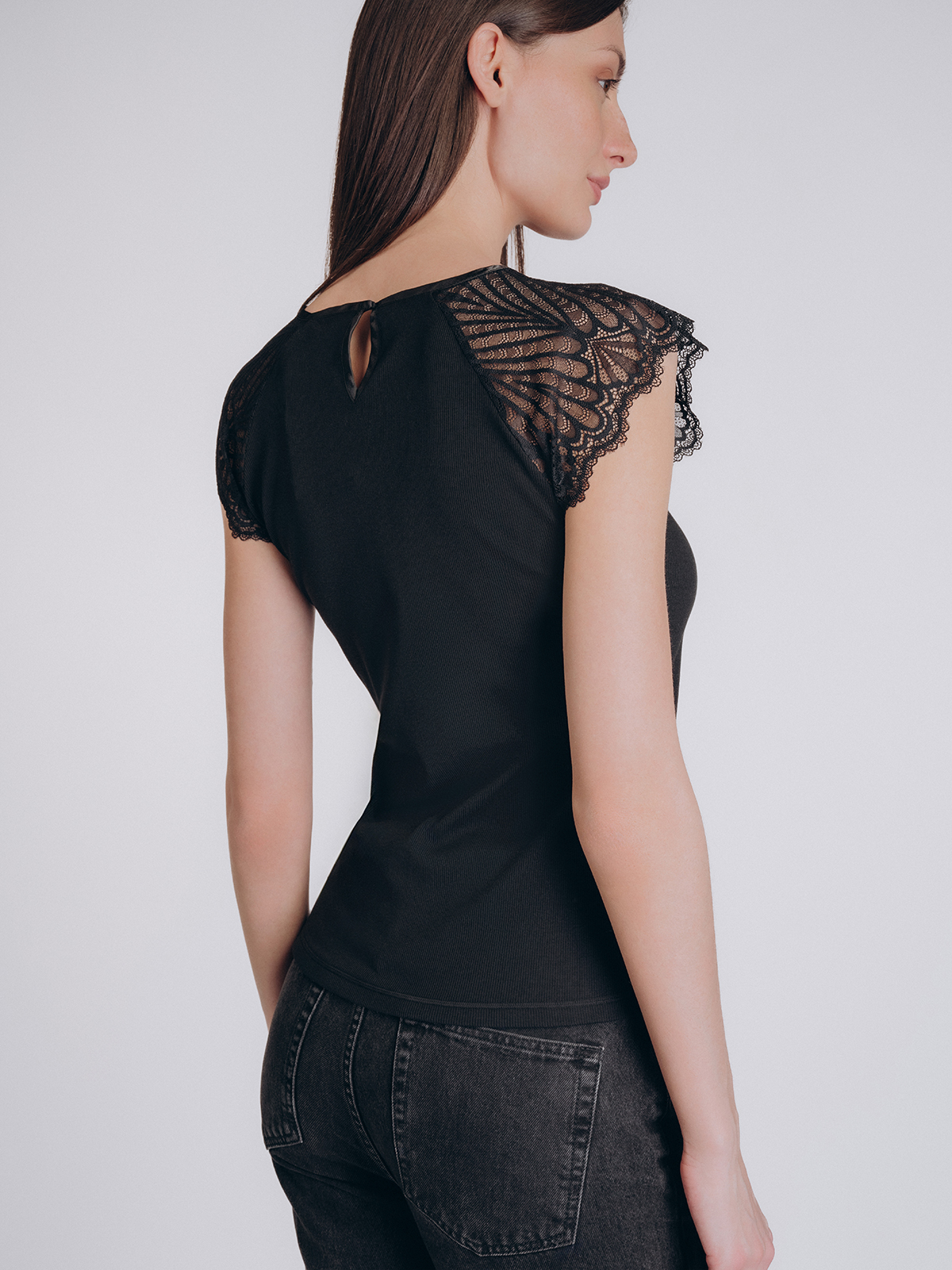 Женская чёрная майка с кружевом (Арт. 5035TDJ)