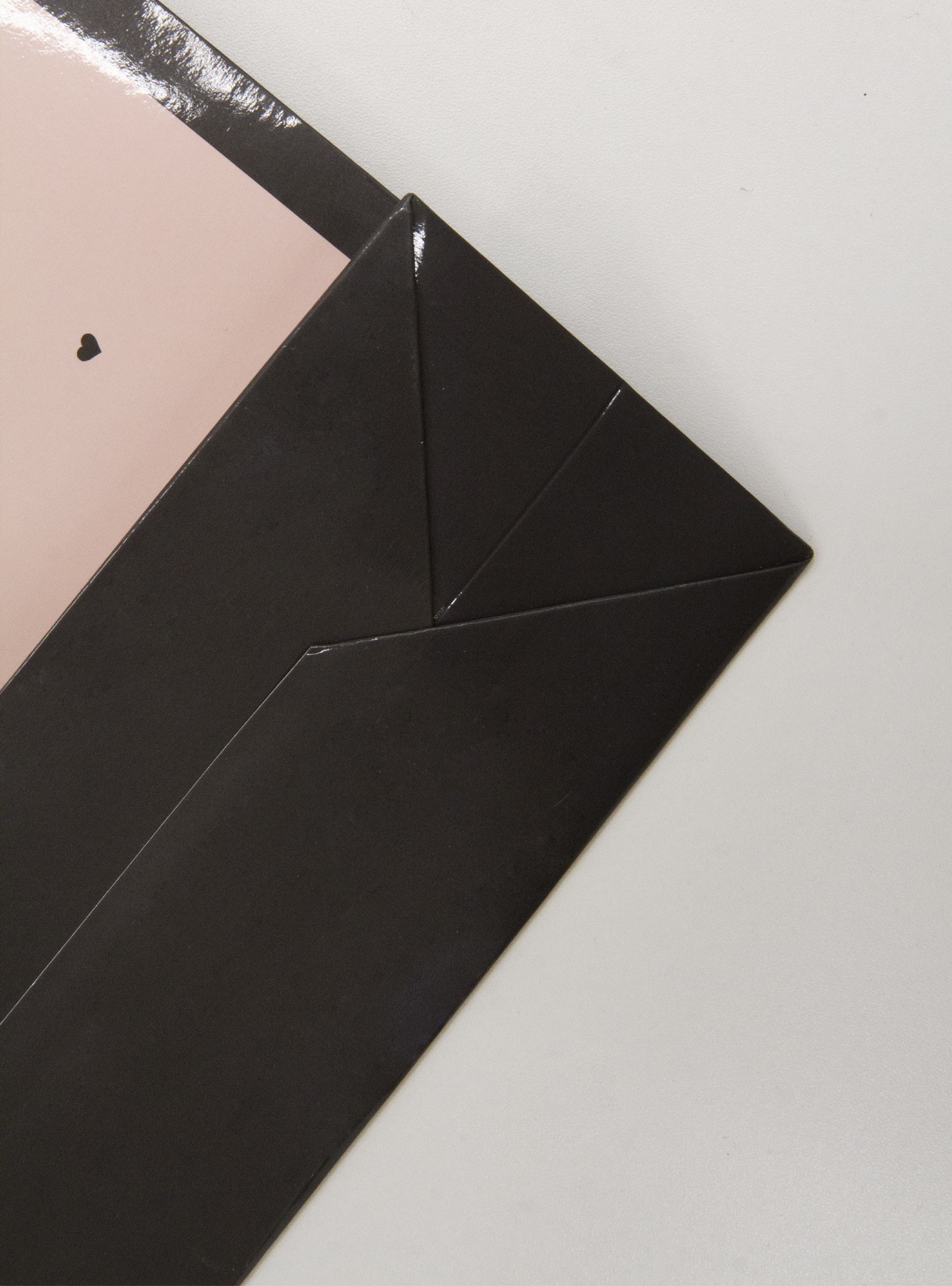 Подарочный пакет маленький 23*24 Indefini