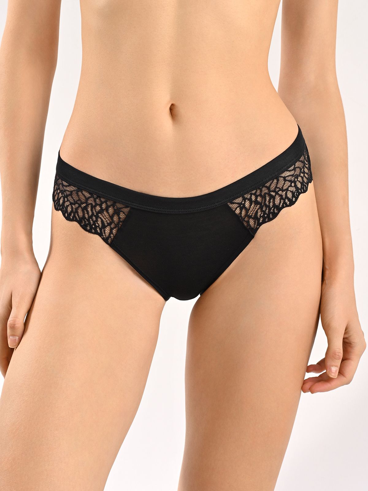 Кружевные трусы бразильяно (Арт. 0362LUS)
