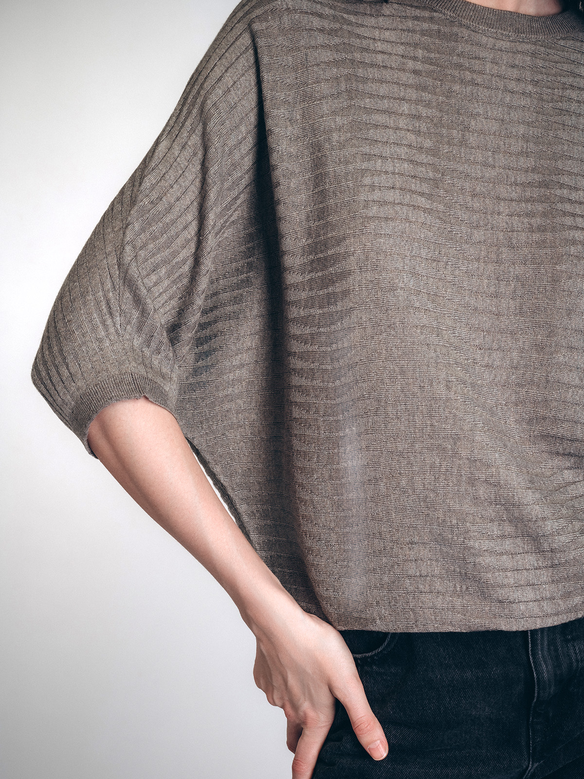 Женская кофта «летучая мышь» кофейного цвета (Арт. 5213TBC)