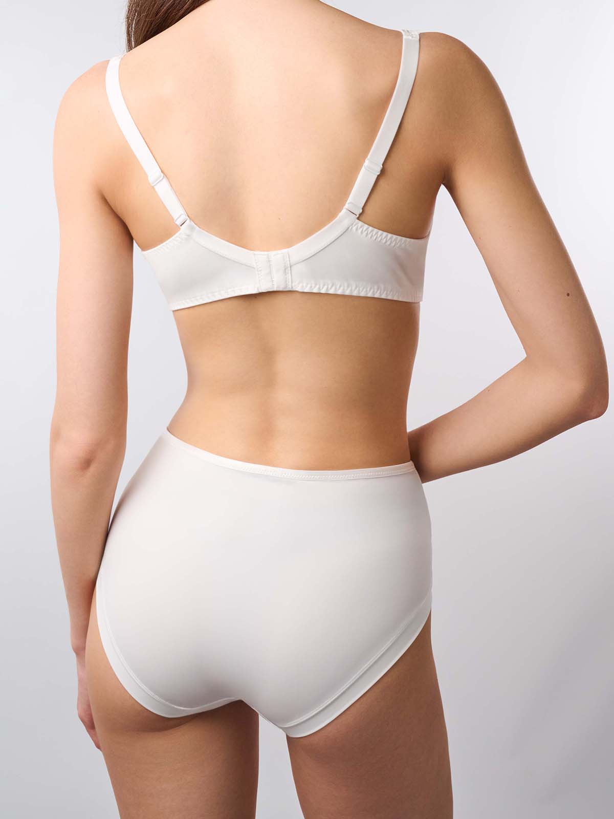 Бюстгальтер Indefini белый на косточках